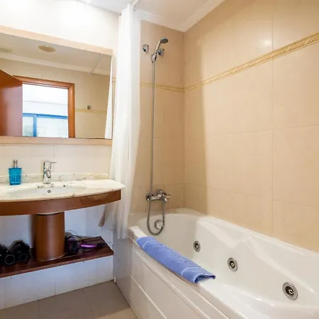 Appartement Terraza , 2 Rooms, 2 Bth, Pool ,parking Beach *