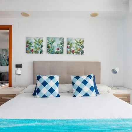 Terraza , 2 Rooms, 2 Bth, Pool ,parking Beach *
